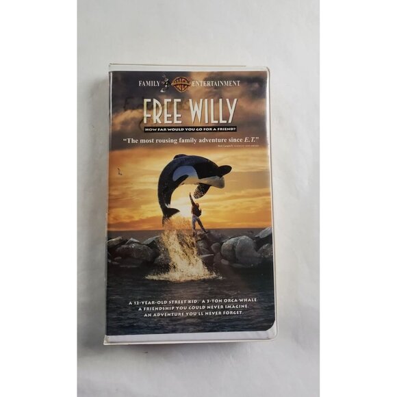 Free Willy: How Far Would You Go For A Friend VHS Tape 1993 - Picture 1 of 5
